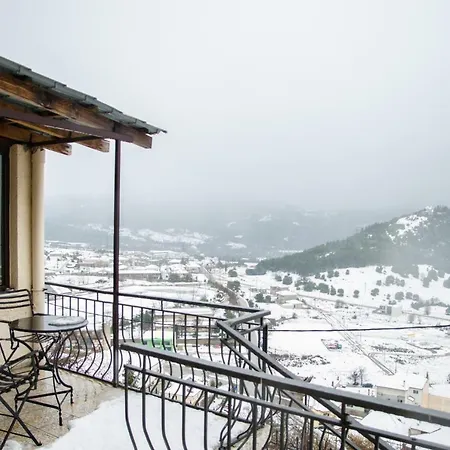 Country αερικό Πανσιόν Καρπενήσι