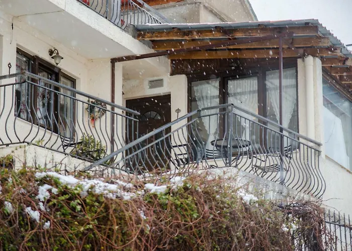 Country αερικό 3* Karpenisi